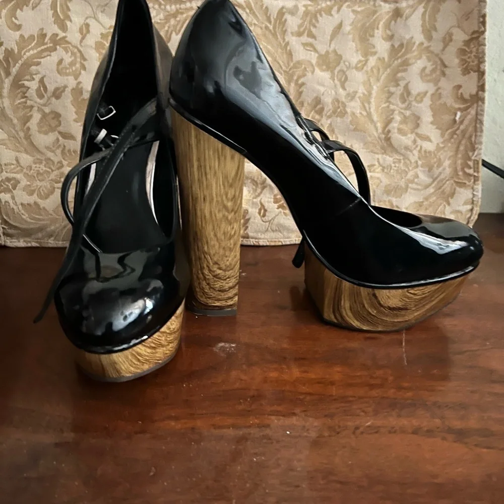 Jessica Simpson Black Patent Leather Platform Mary Jane Pumps Wooden Block Heel